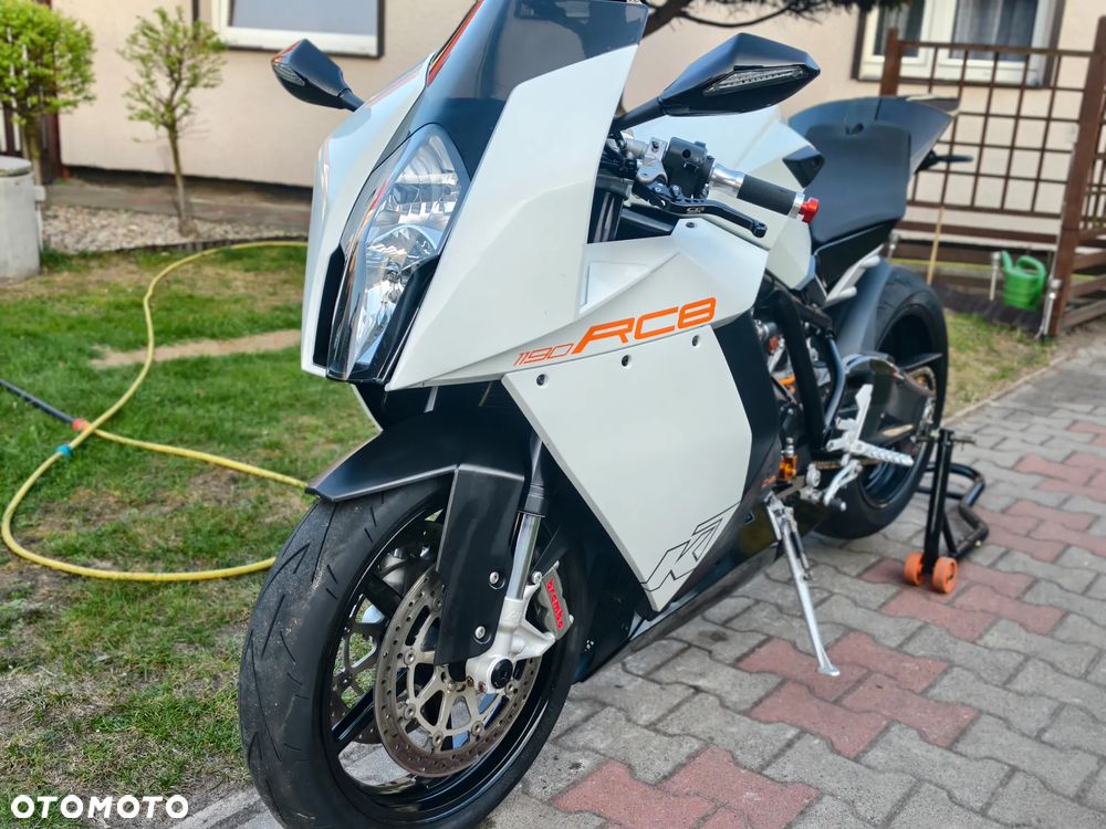 KTM RC 8 - 20