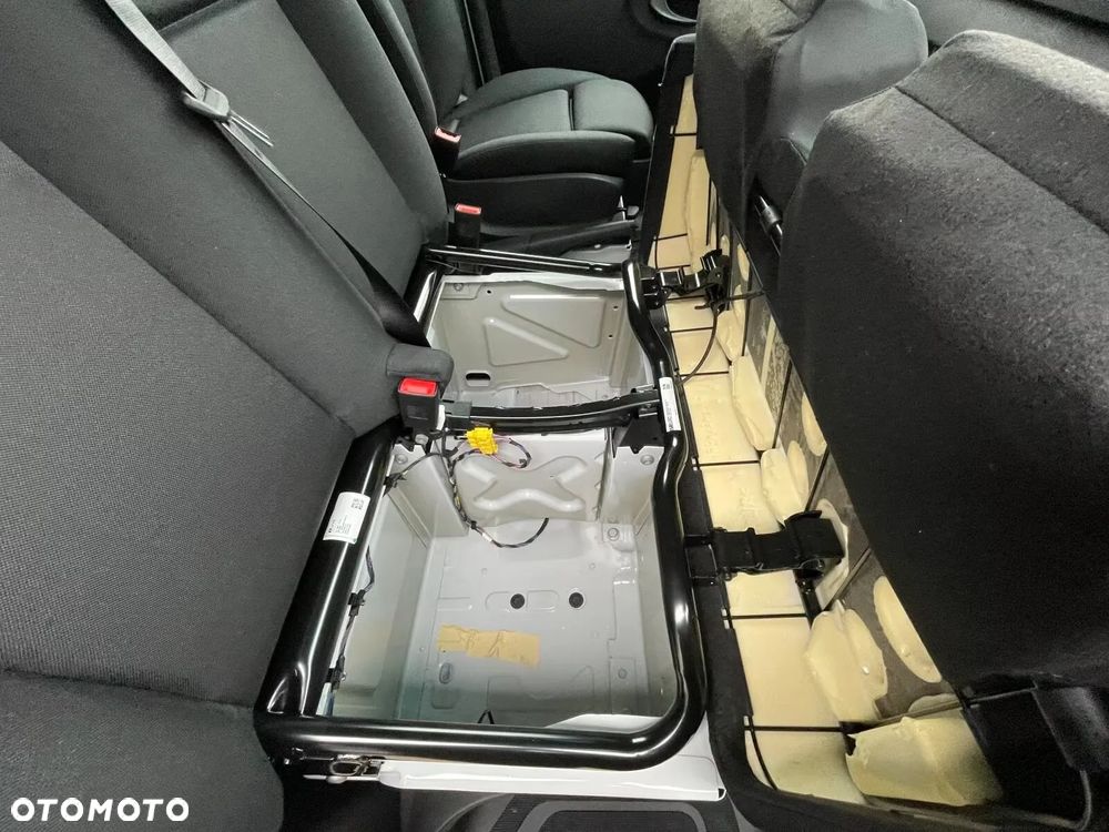 Mercedes-Benz Sprinter 170KM Kamery Tempomat Komputer - 9