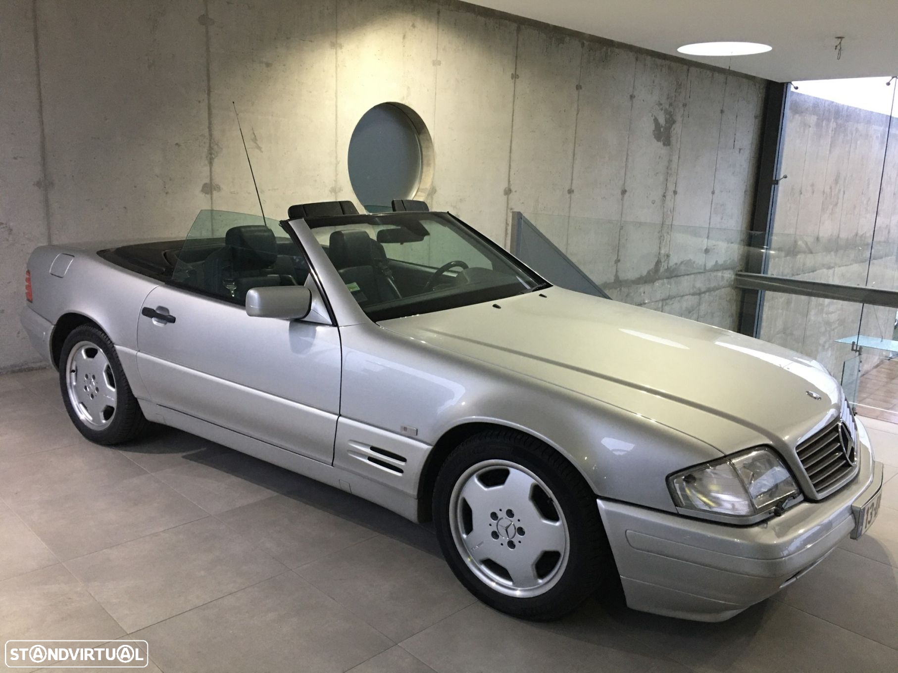 Mercedes-Benz SL 280 Standard - 7