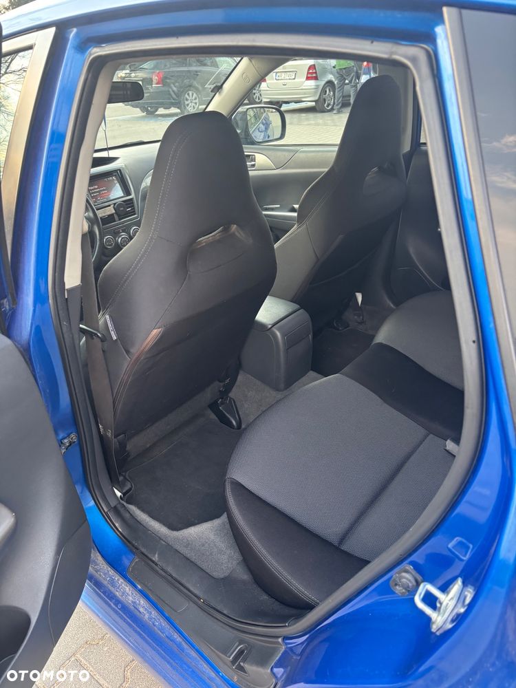 Subaru Impreza WRX - 9