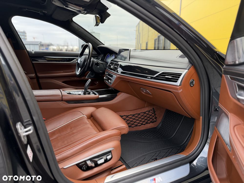 BMW Seria 7 - 7