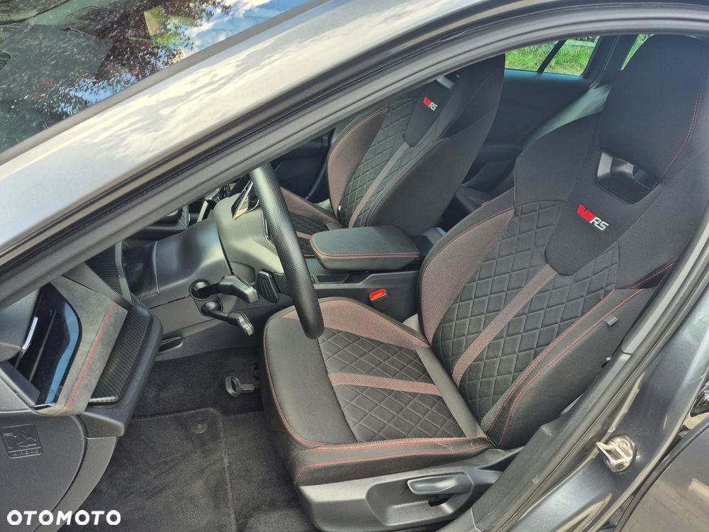 Skoda Octavia Combi 2.0 TDI DSG 4x4 RS - 16
