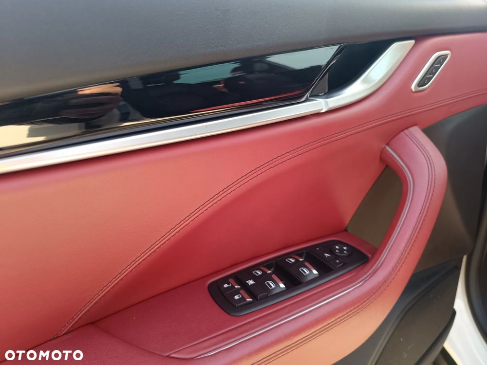 Maserati Levante Q4 - 27