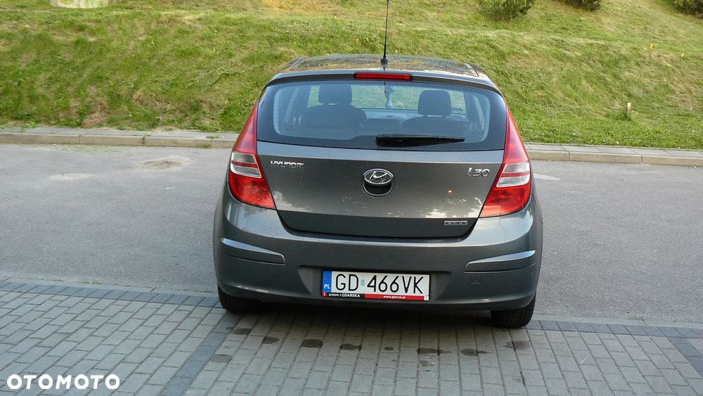 Hyundai i30 1.6 CRDi Classic + - 5