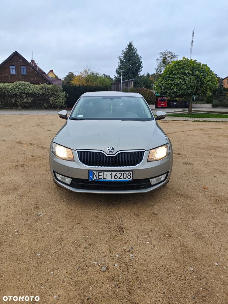Skoda Octavia 1.4 TSI Ambition - 8
