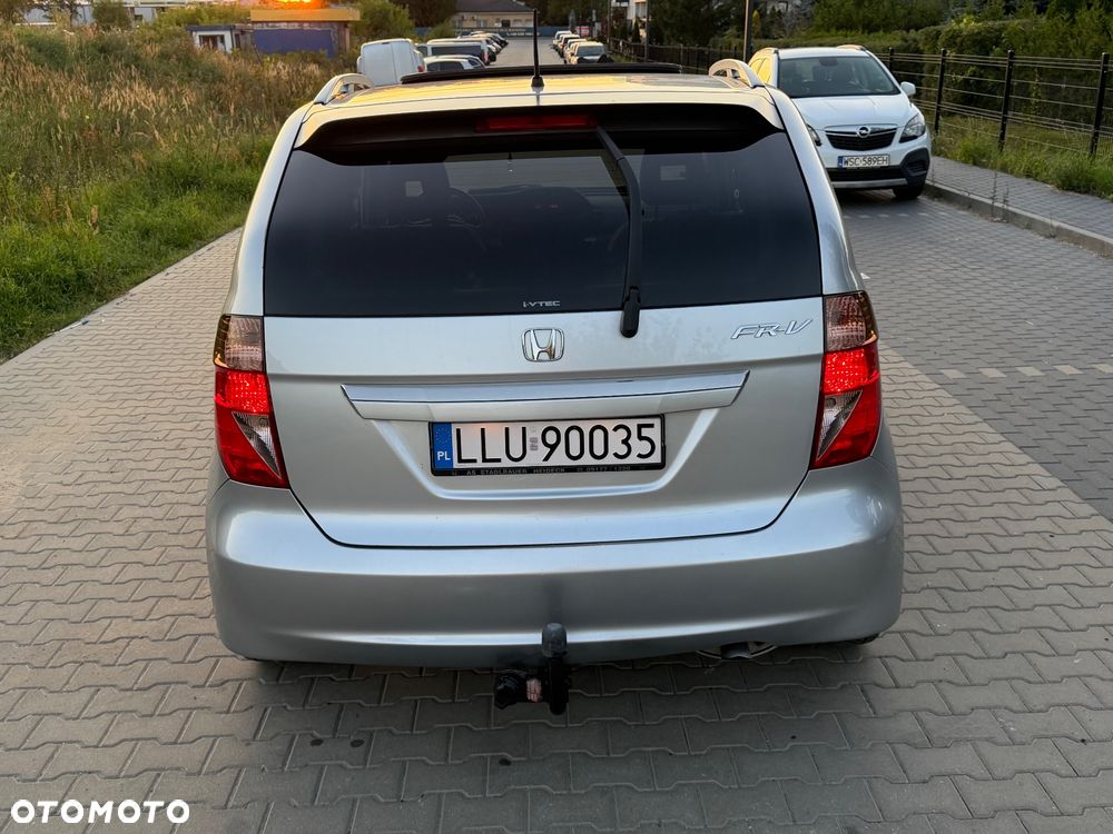 Honda FR-V 1.8 Executive - 11