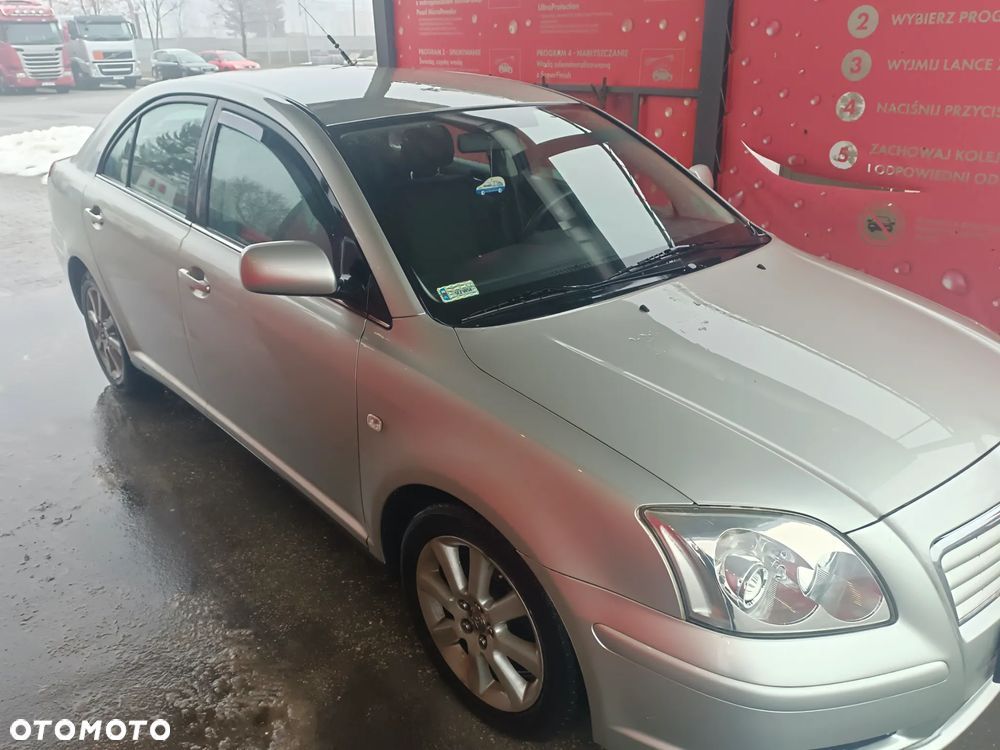 Toyota Avensis 1.8 VVT-i Luna - 5
