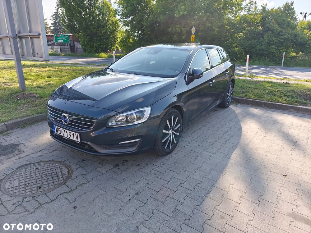 Volvo V60 D4 Drive-E Summum - 1