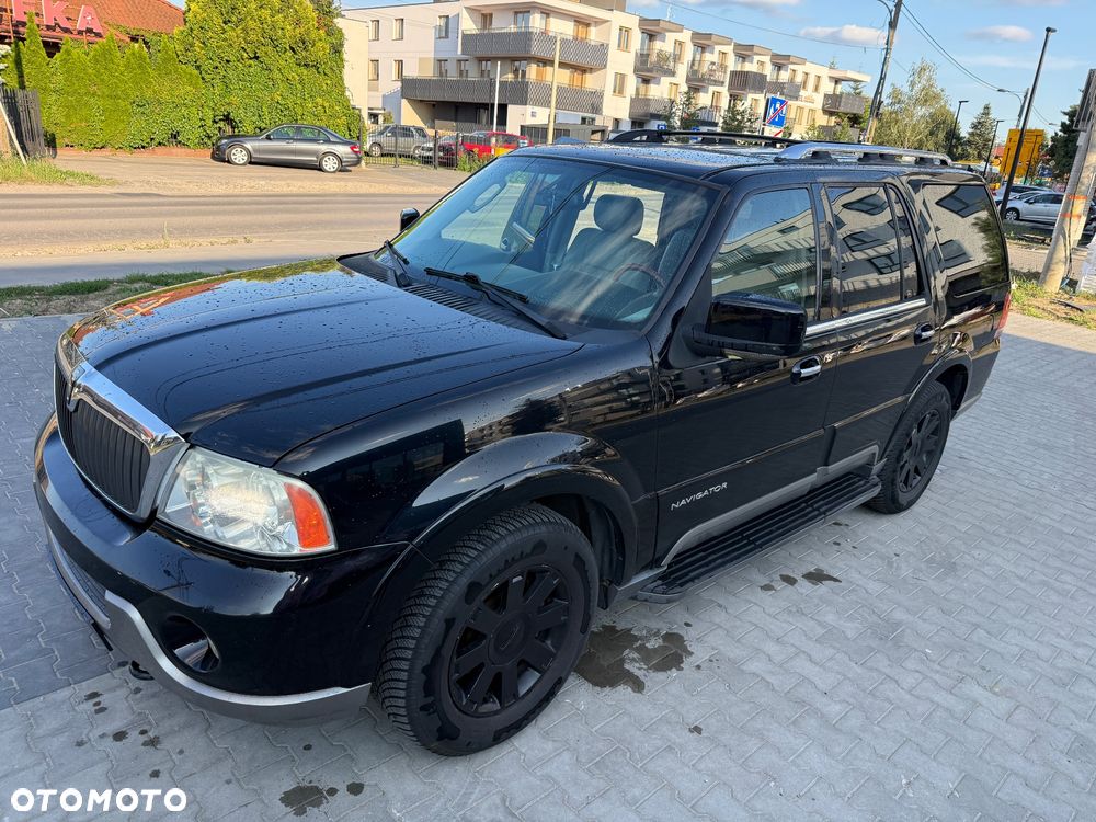 Lincoln Navigator 5.4 4WD - 32