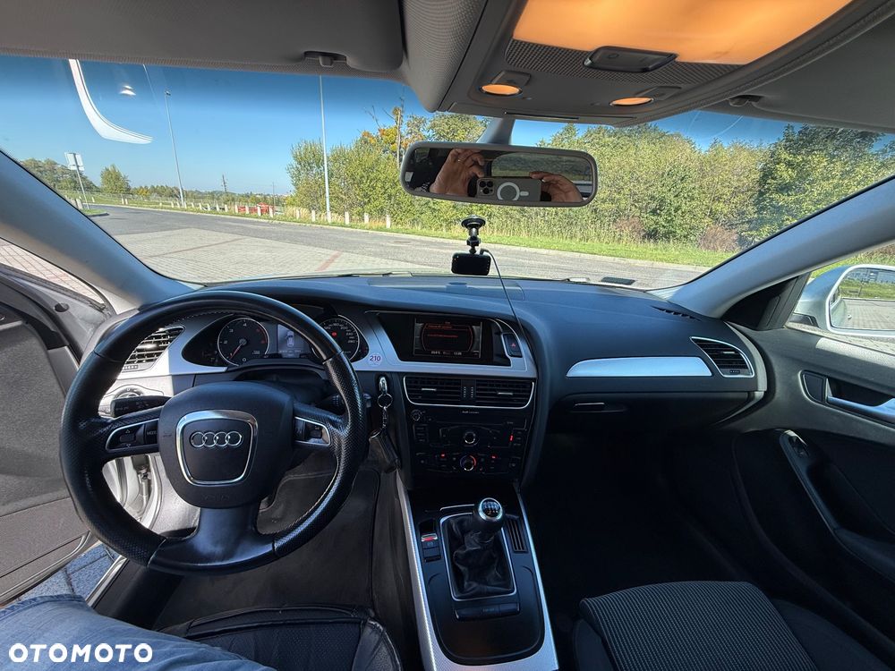 Audi A4 Avant - 26
