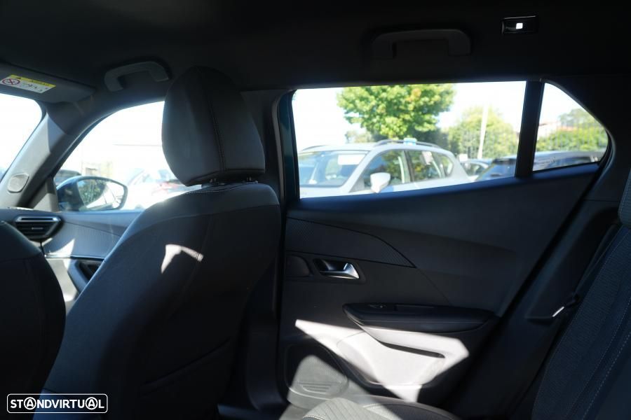 Peugeot E-2008 2025 photo 5