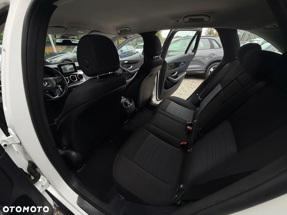 Mercedes-Benz GLC 250 4Matic 9G-TRONIC - 20