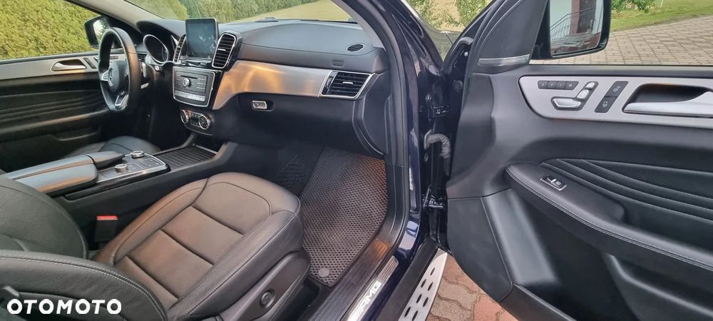 Mercedes-Benz GLE AMG Coupe 43 4-Matic - 27