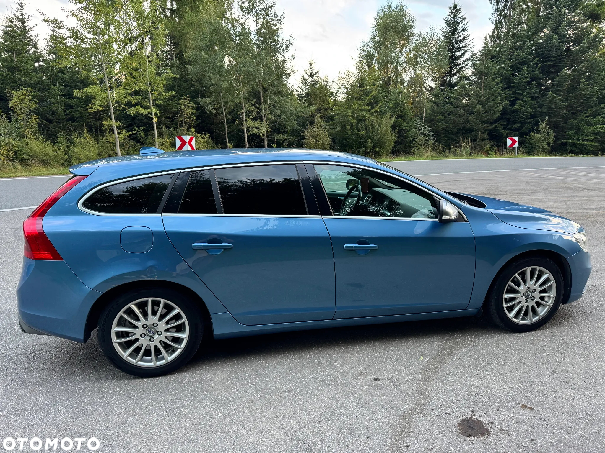 Volvo V60 D3 R-Design - 5