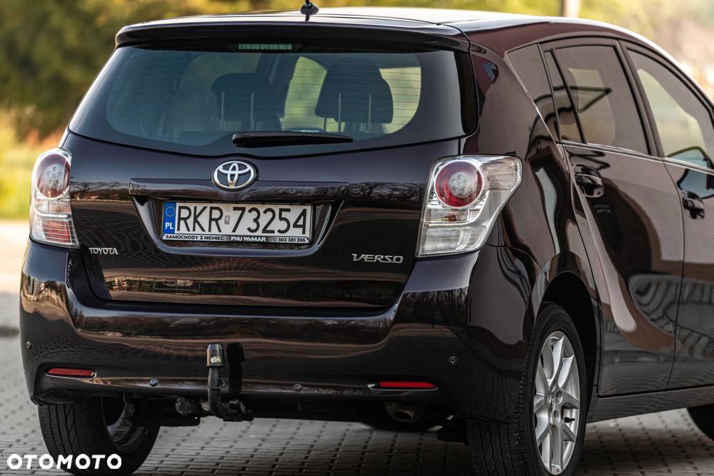 Toyota Verso 1.8 Edition - 10