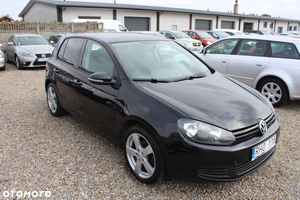 Volkswagen Golf - 2