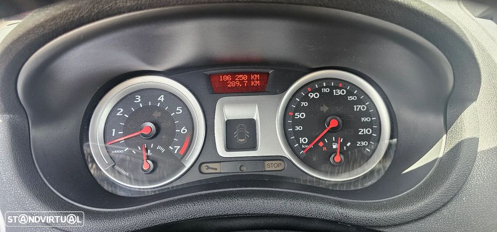 Renault Clio Break 1.2 TCE Dynamique S - 16