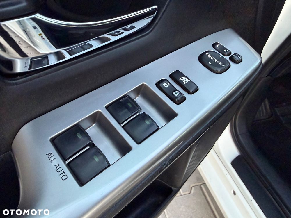 Toyota Prius+ (Hybrid) Comfort - 16