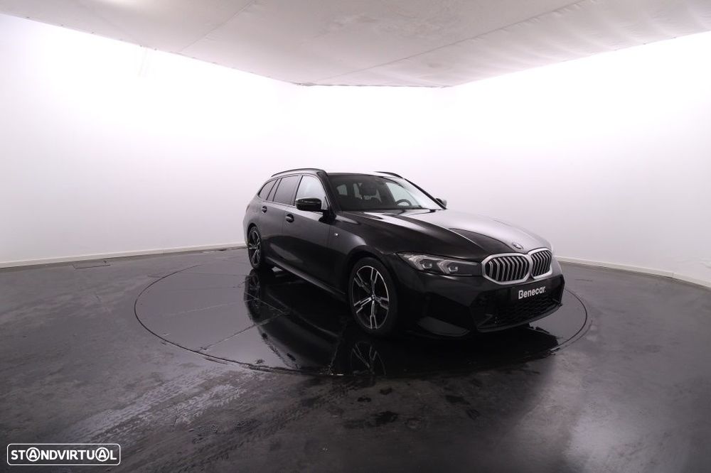 BMW 320 d Touring Pack Desportivo M Auto - 11