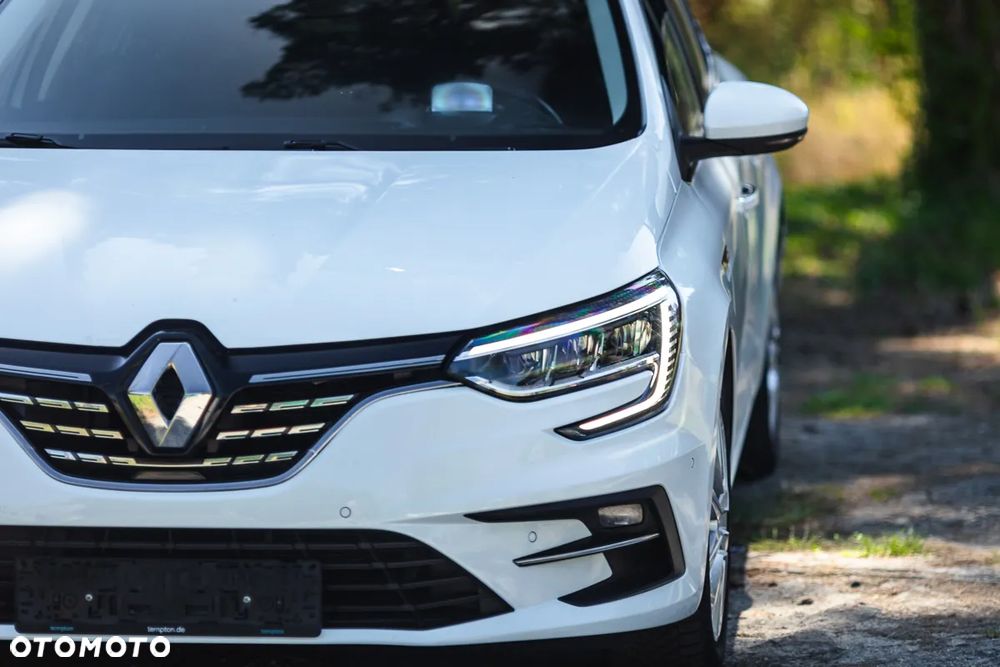 Renault Megane E-TECH 160 EQUILIBRE - 9