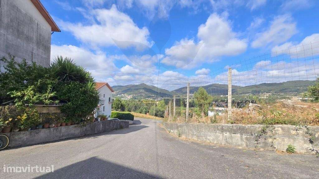 Andar Moradia em Sande, Guimarães - T3 - Grande imagem: 2/23