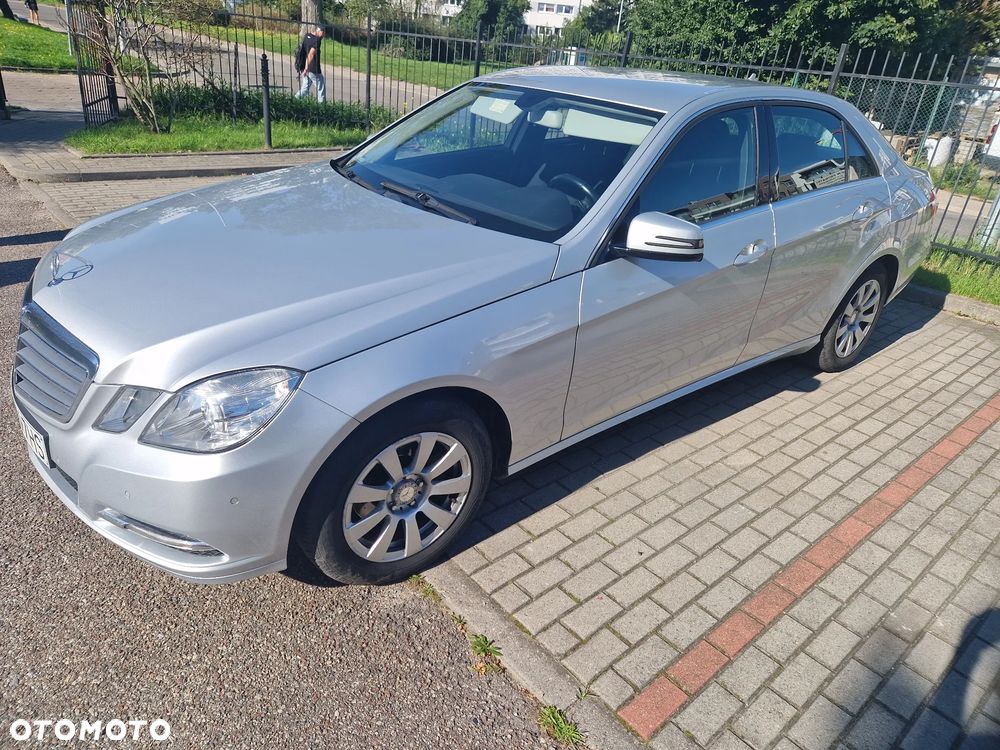 Mercedes-Benz Klasa E 220 BlueTEC 7G-TRONIC Elegance - 2