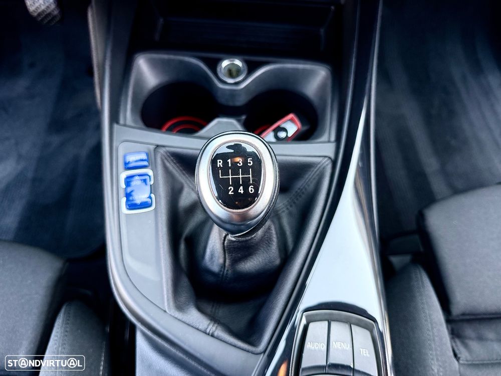 BMW 116 d Line Sport - 30