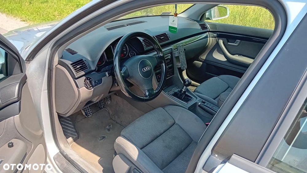 Audi A4 Avant - 5