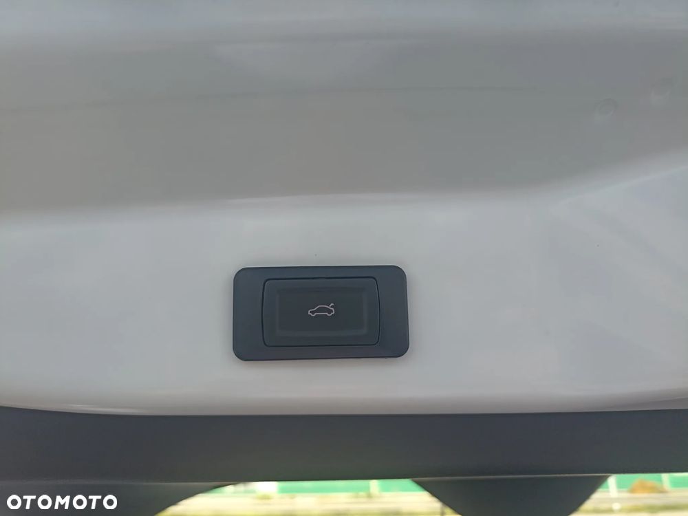 Suzuki SX4 S-Cross 1.5 DualJet Hybrid Premium AGS - 16