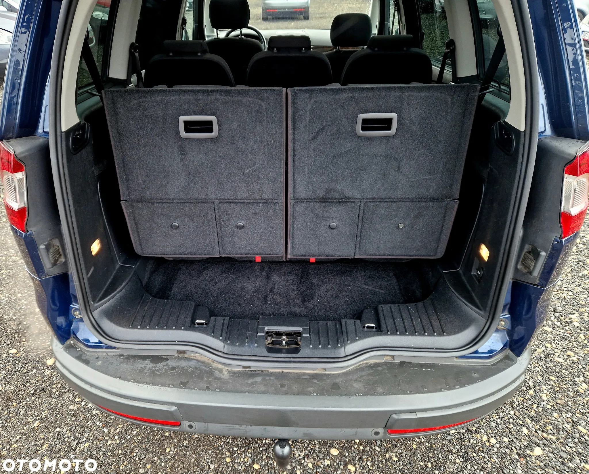 Ford Galaxy 2.0 Ghia - 10
