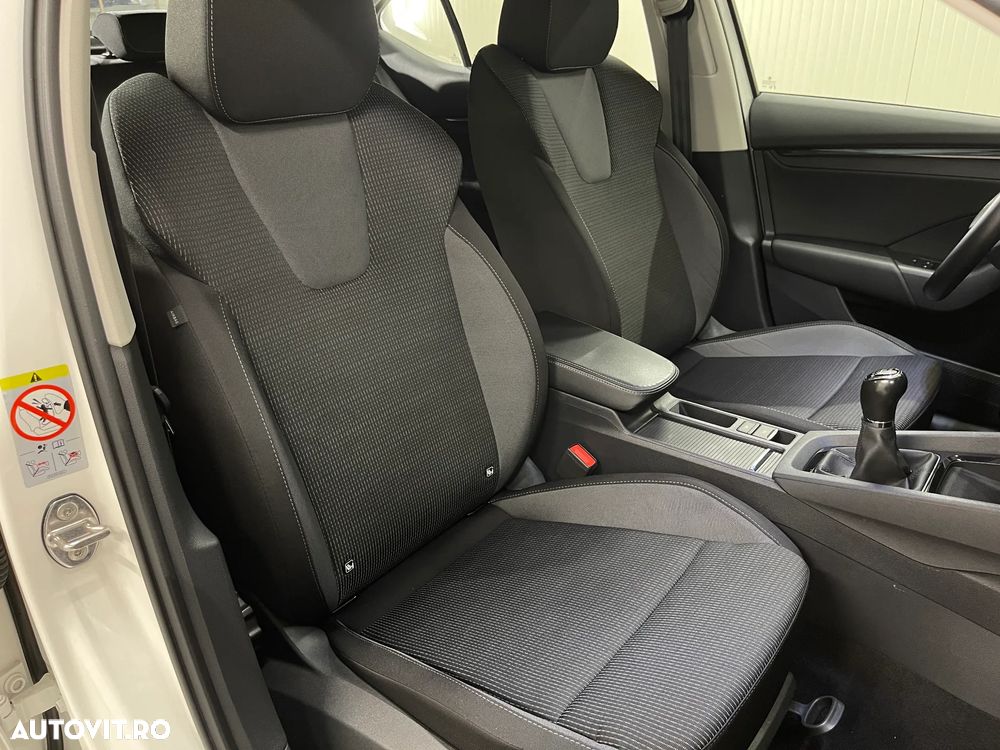 Skoda Octavia 1.5 TSI Ambition - 9