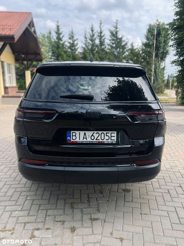 Jeep Grand Cherokee - 8
