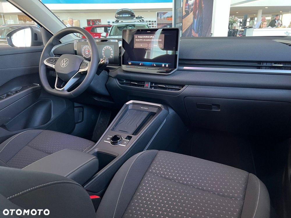 Volkswagen T-Roc - 7
