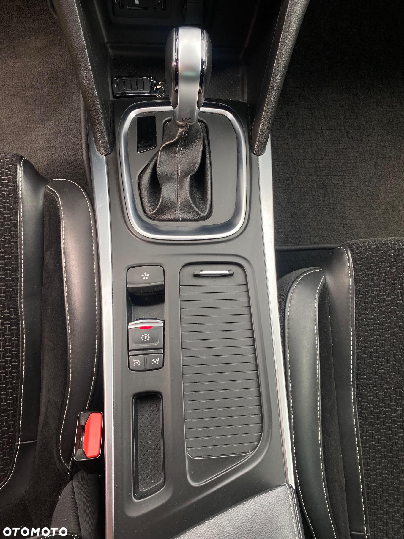 Renault Megane ENERGY TCe 165 EDC BOSE EDITION - 13