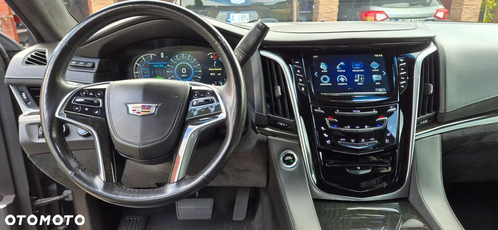 Cadillac Escalade 6.2 V8 AWD AT Platinum - 8
