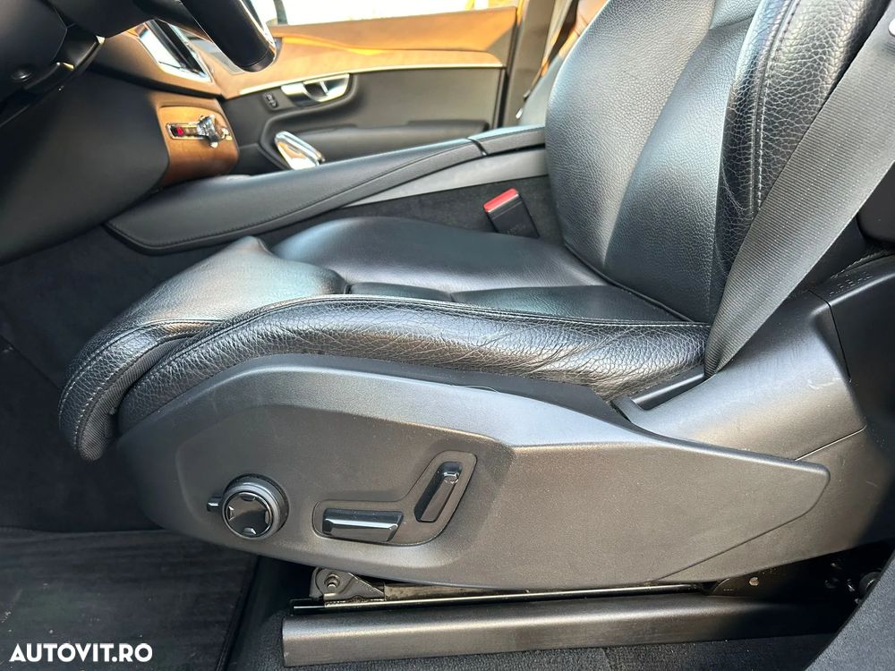 Volvo XC 90 B5 MHEV AWD 7 locuri Inscription - 27