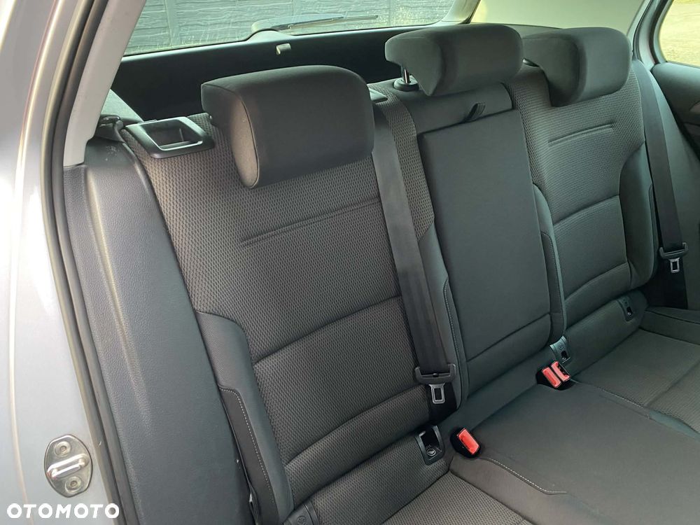 Volkswagen Golf 1.6 TDI BlueMotion Technology DSG Comfortline - 14