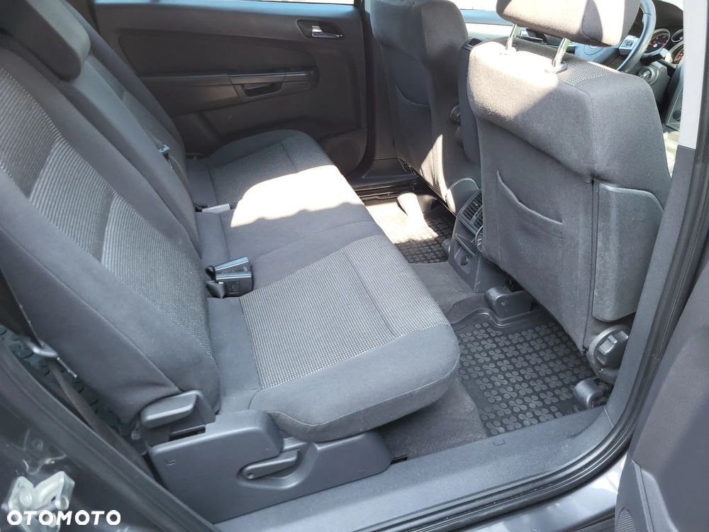 Opel Zafira 1.9 CDTI 111 - 17