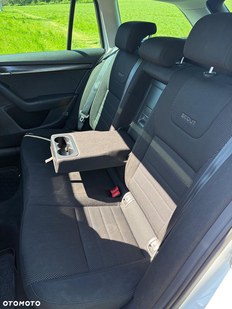 Skoda Octavia Scout 1.8 TSI 4x4 DSG - 15