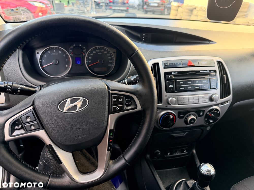Hyundai i20 1.25 Wersja Jubileuszowa - 9
