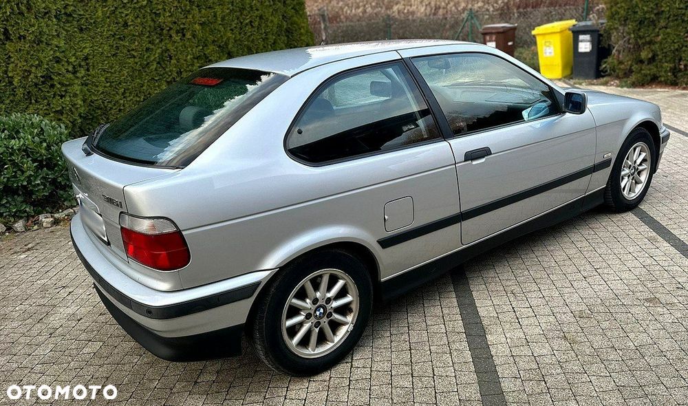 BMW Seria 3 316i - 28