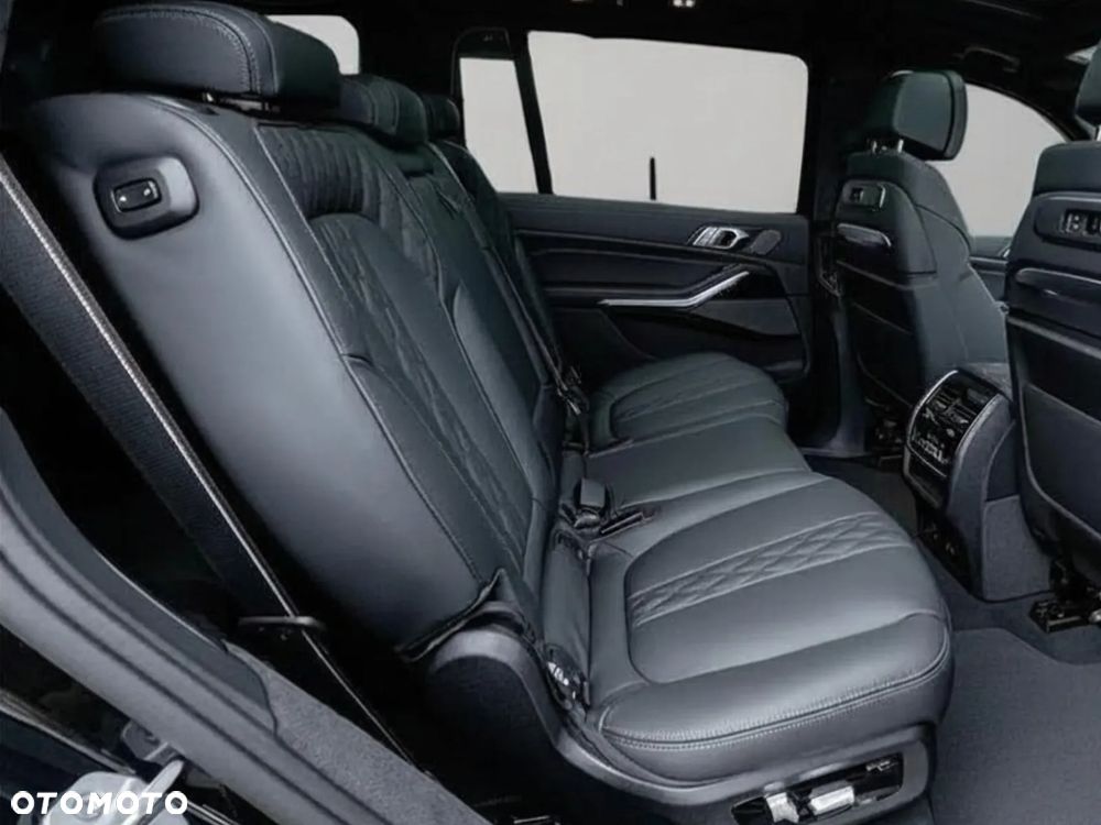 BMW X7 xDrive40d mHEV sport - 7