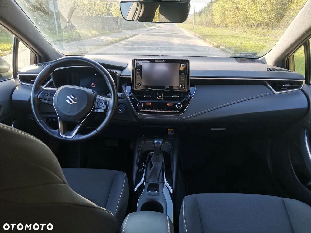 Suzuki Swace 1.8 Hybrid Elegance CVT - 2