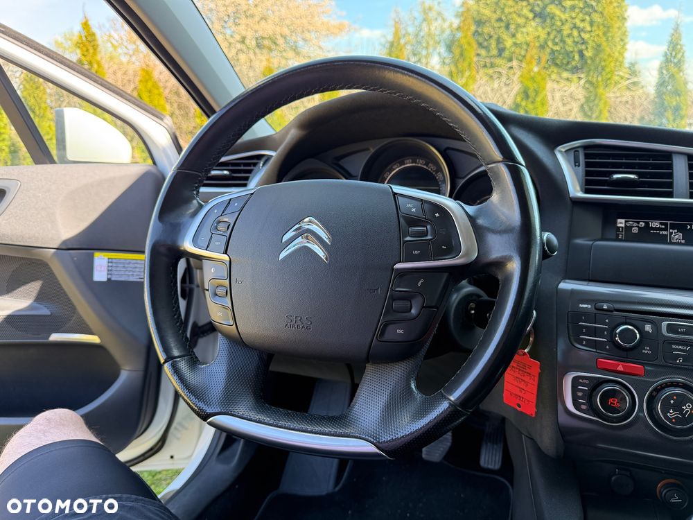 Citroën C4 VTi 120 Exclusive - 19