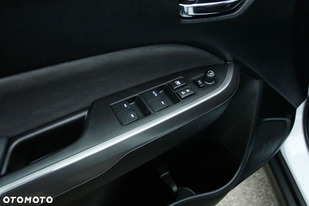 Suzuki Vitara - 26