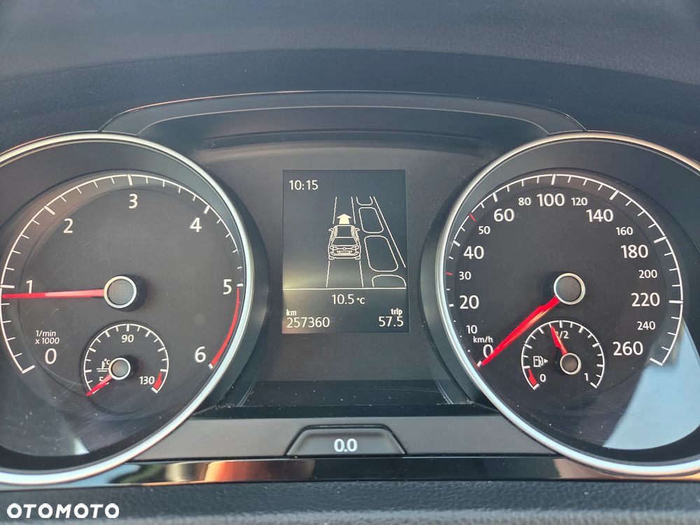 Volkswagen Golf 2.0 TDI (BlueMotion Technology) Highline - 13