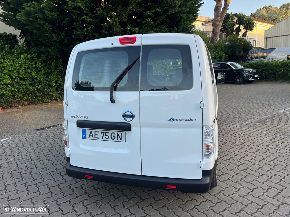 Nissan NV200 Combi - 12