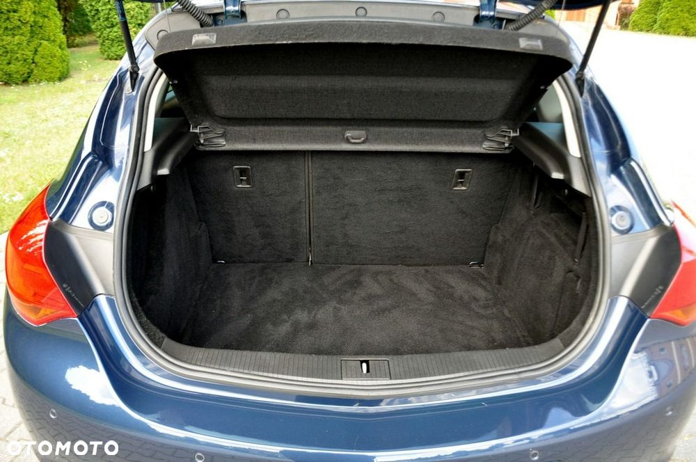 Opel Astra - 37