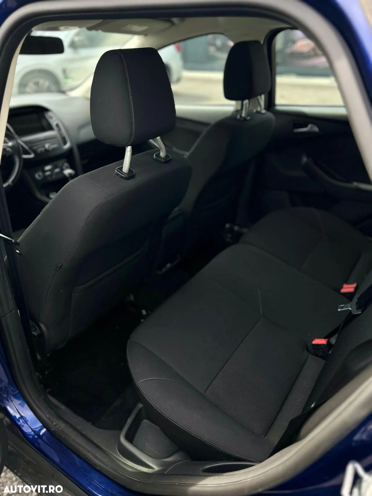 Ford Focus - 7