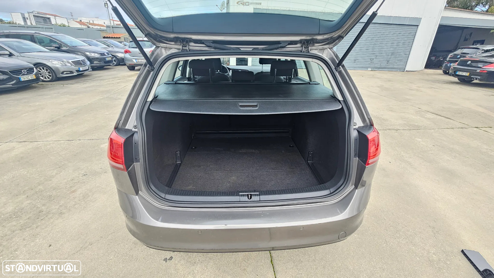 VW Golf Variant 1.6 TDi Highline - 31